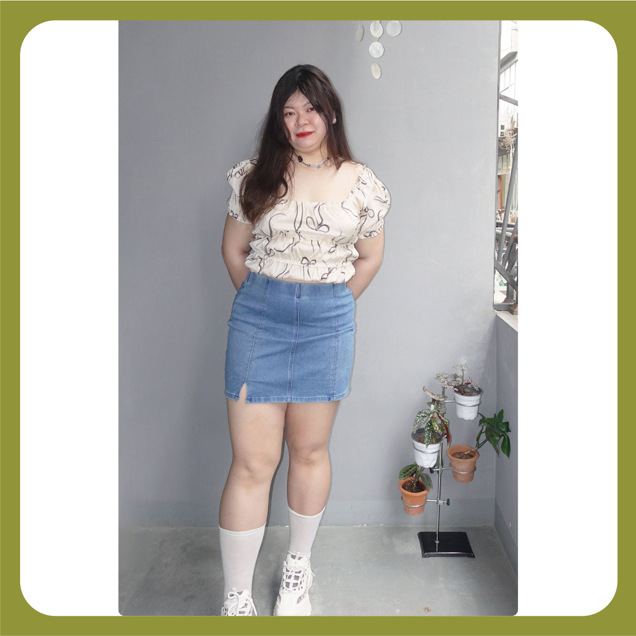 Romantic Ruffled Puff Sleeve Crop Top