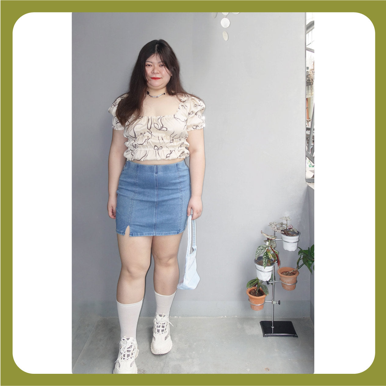 Romantic Ruffled Puff Sleeve Crop Top