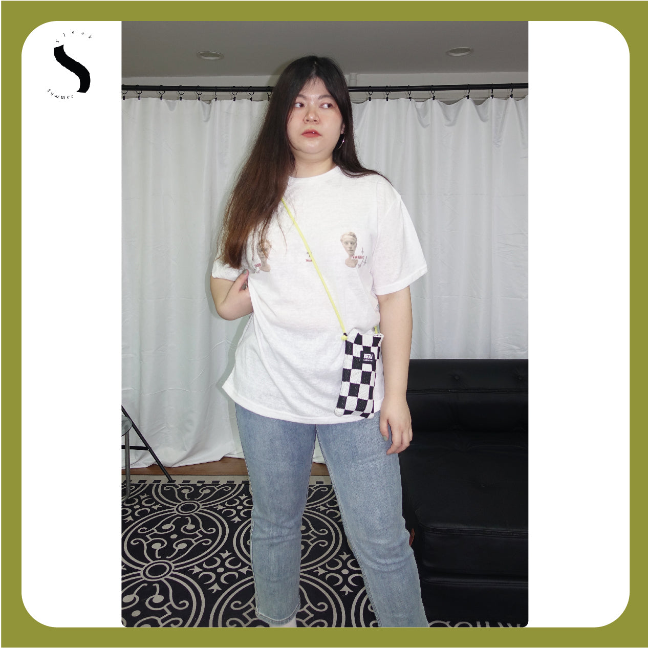 Plus-size white artistic face print T-shirt